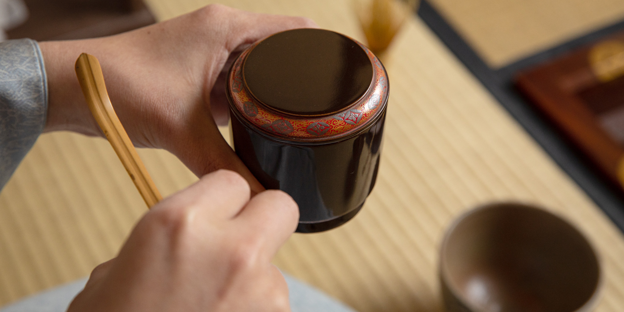 茶道具　伊賀焼　耳付花入　袱紗付　遠州流十一代小堀宗明極め箱　M　R6580 茶道具 伊賀焼 耳付花入 袱紗付 遠州流十一代小堀宗明極め箱 M R6580
